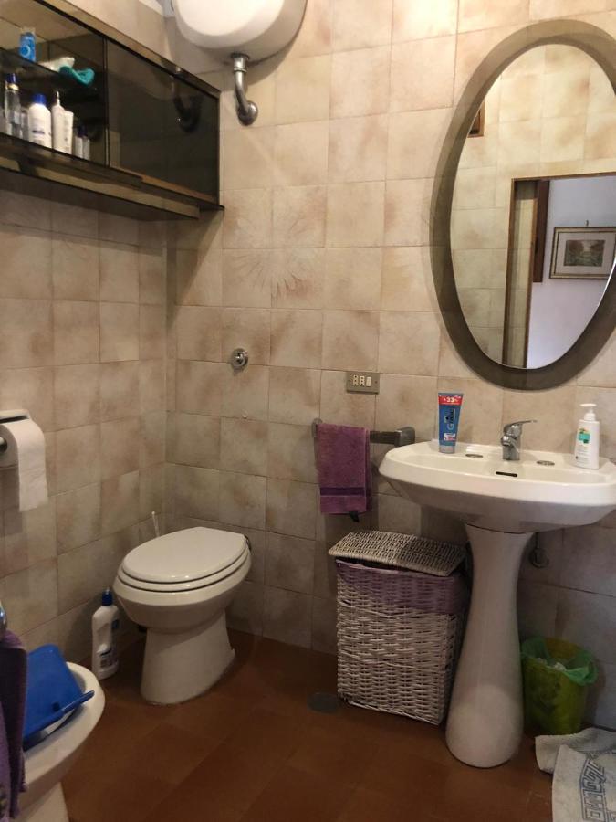 Solo Traveller Bedroom In Homestays City Center 피렌체 외부 사진