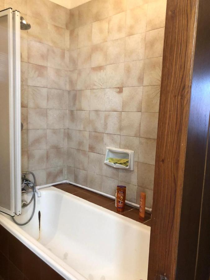 Solo Traveller Bedroom In Homestays City Center 피렌체 외부 사진