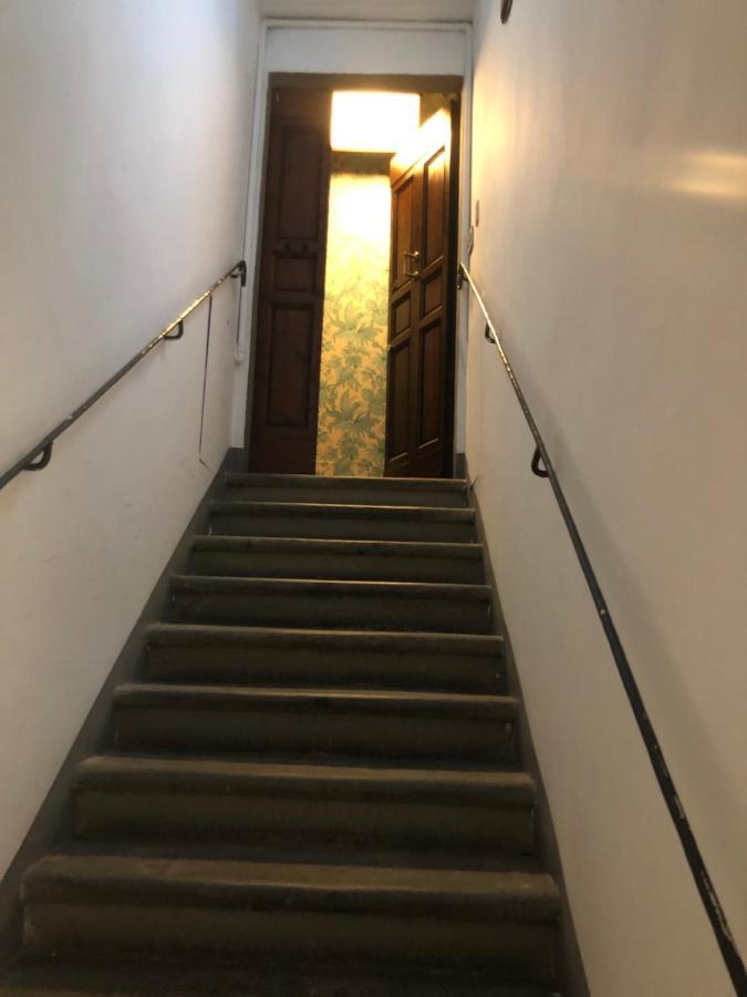 Solo Traveller Bedroom In Homestays City Center 피렌체 외부 사진